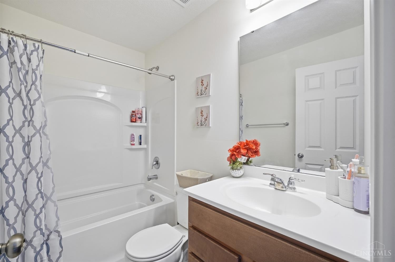 5565 Scenic Trail Drive