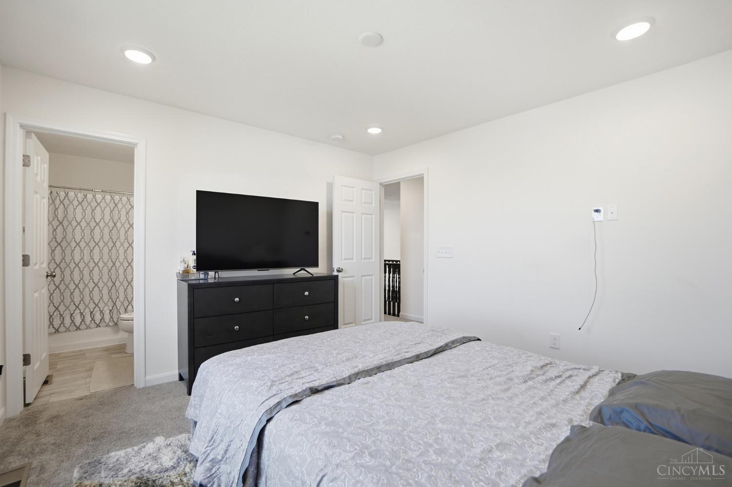 5565 Scenic Trail Drive