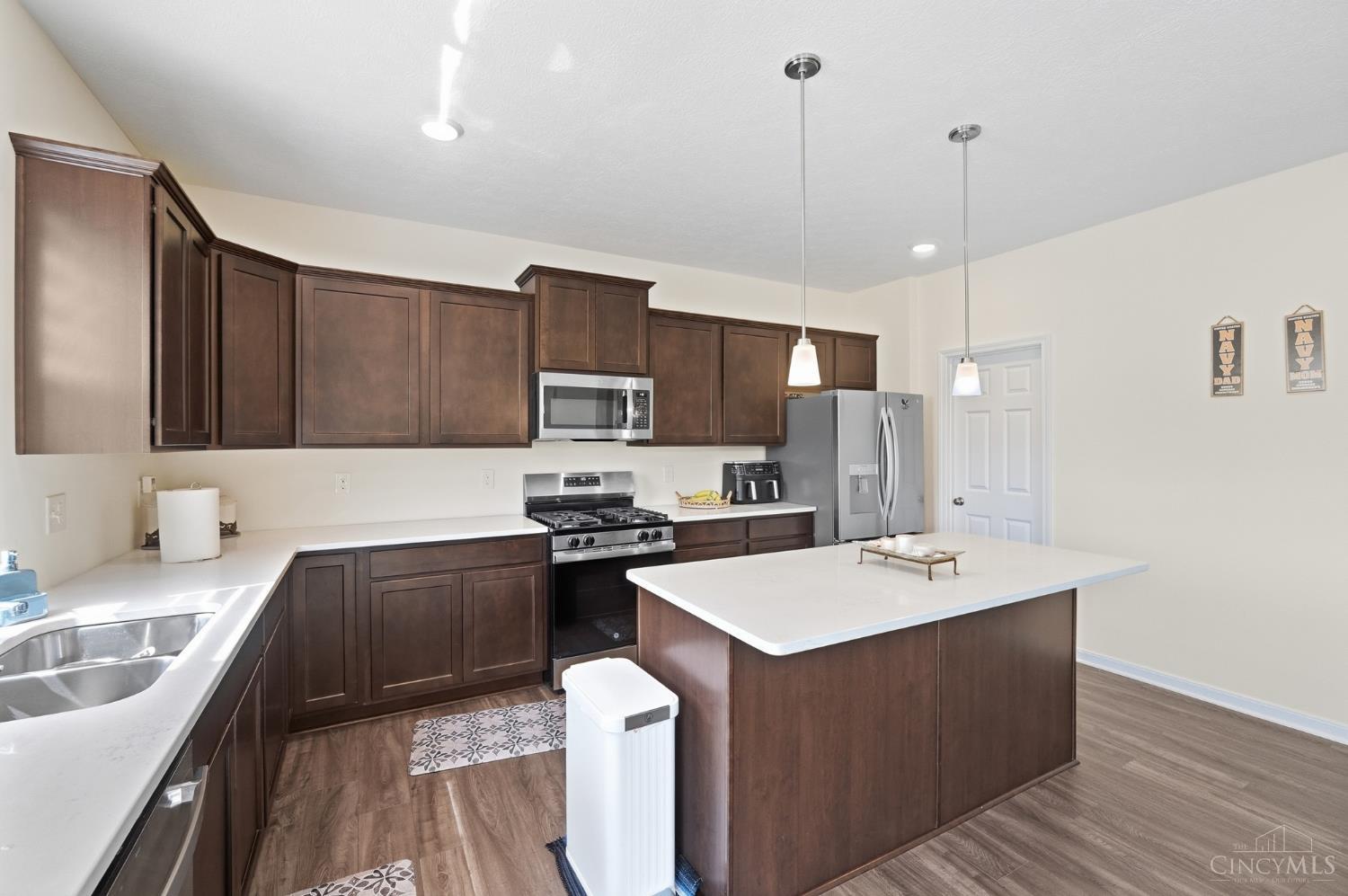 5565 Scenic Trail Drive