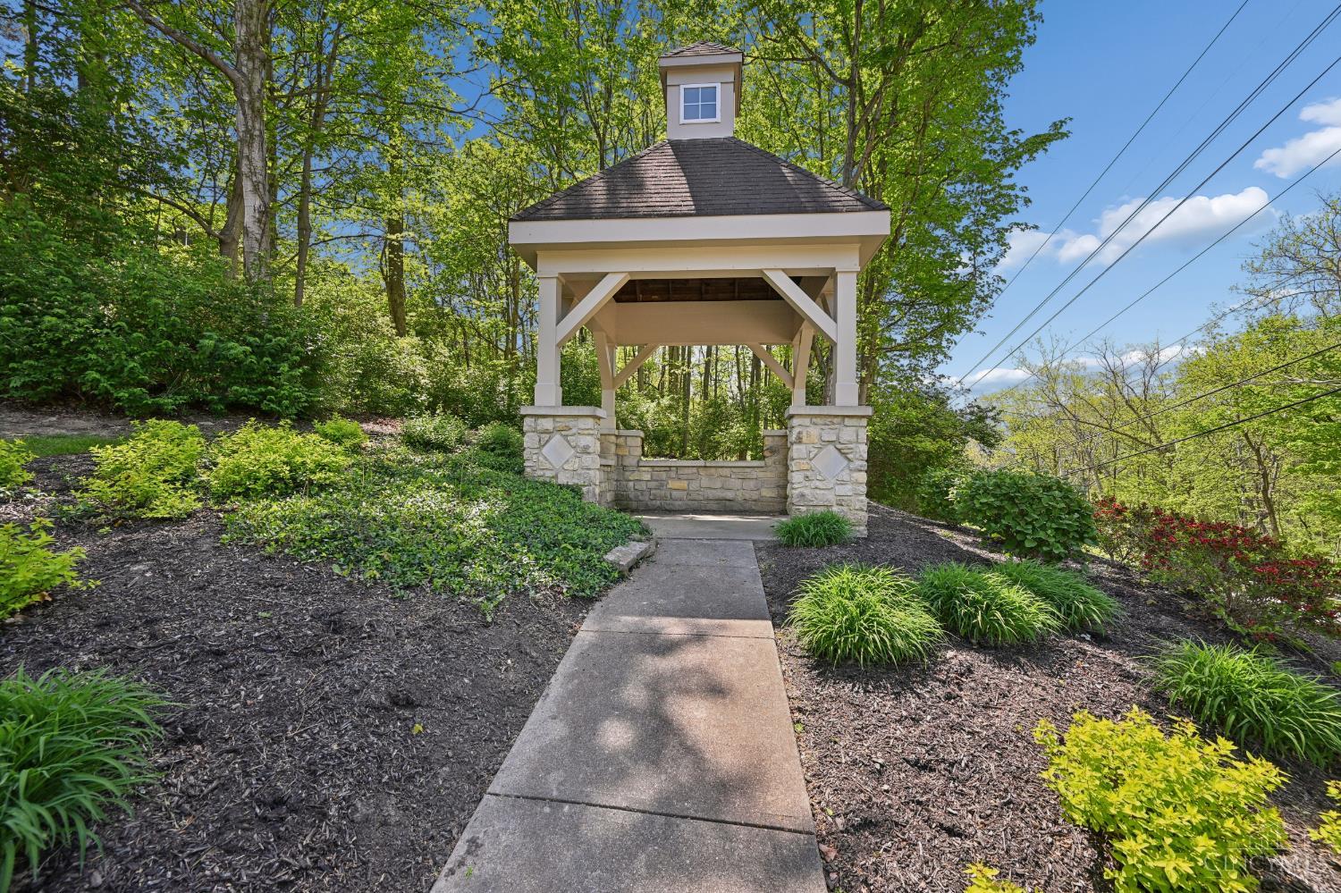 150 Gateway Drive G