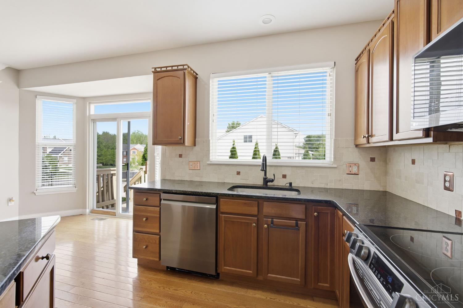 1220 Fox Hollow Drive