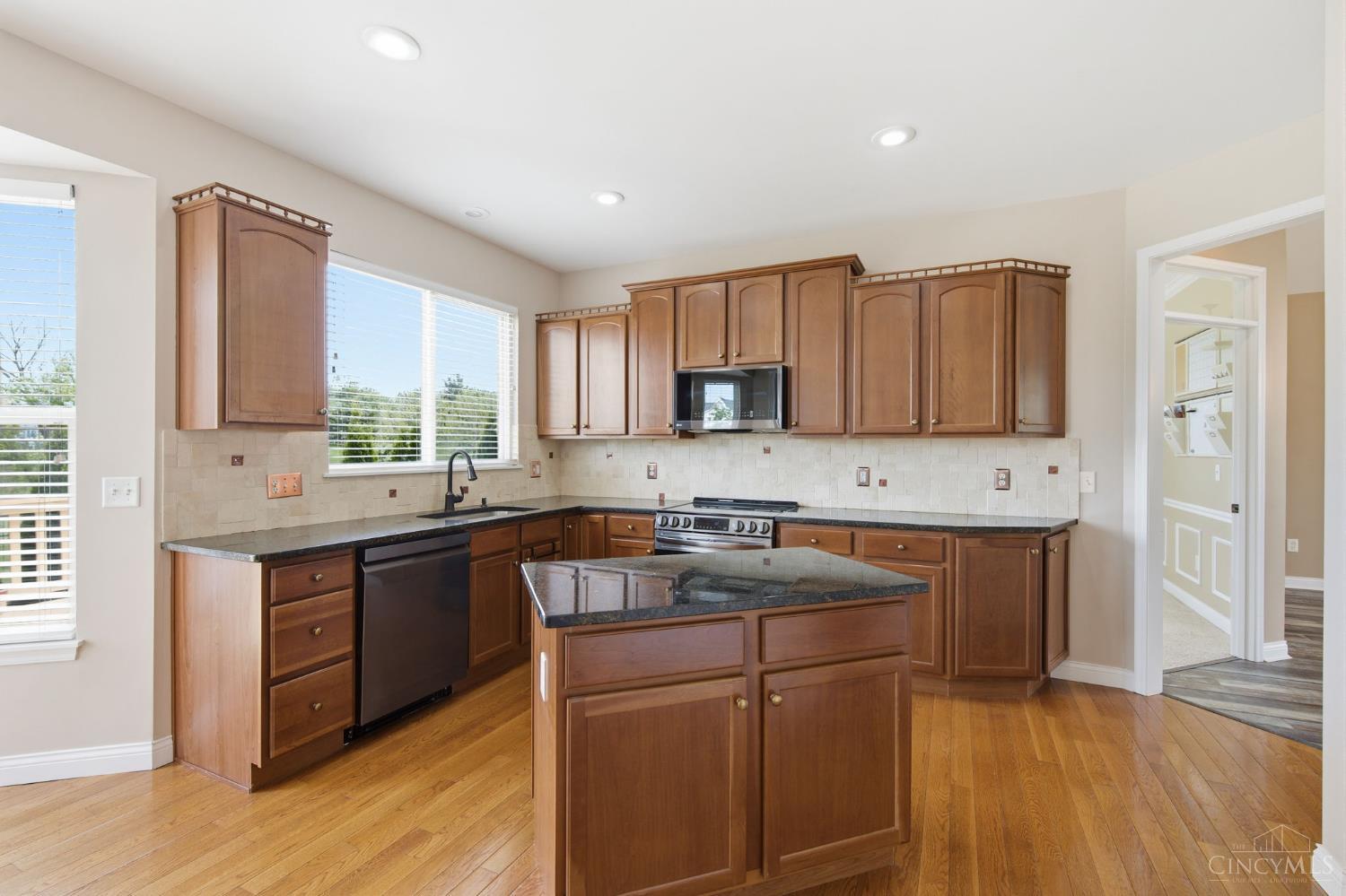 1220 Fox Hollow Drive