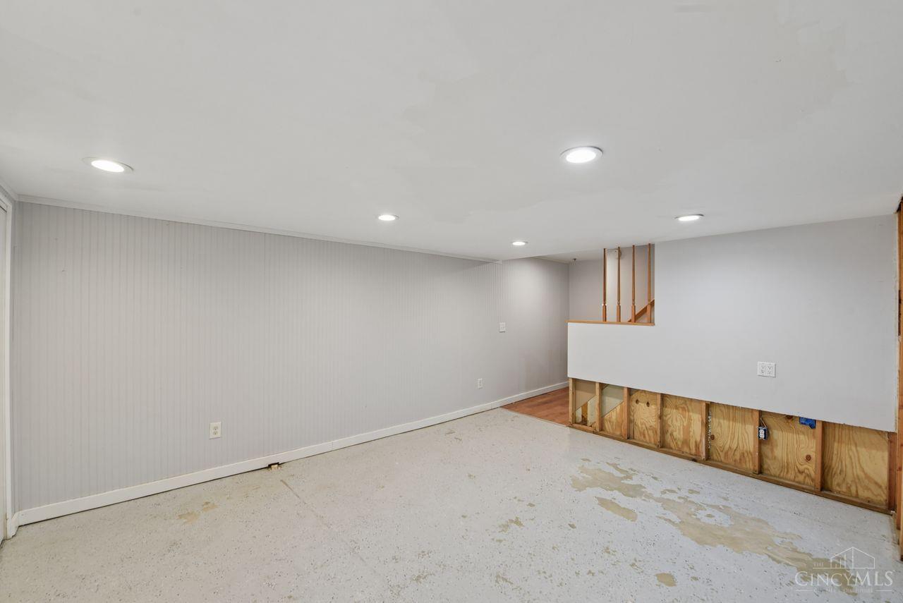 6516 Fields Ertel Road