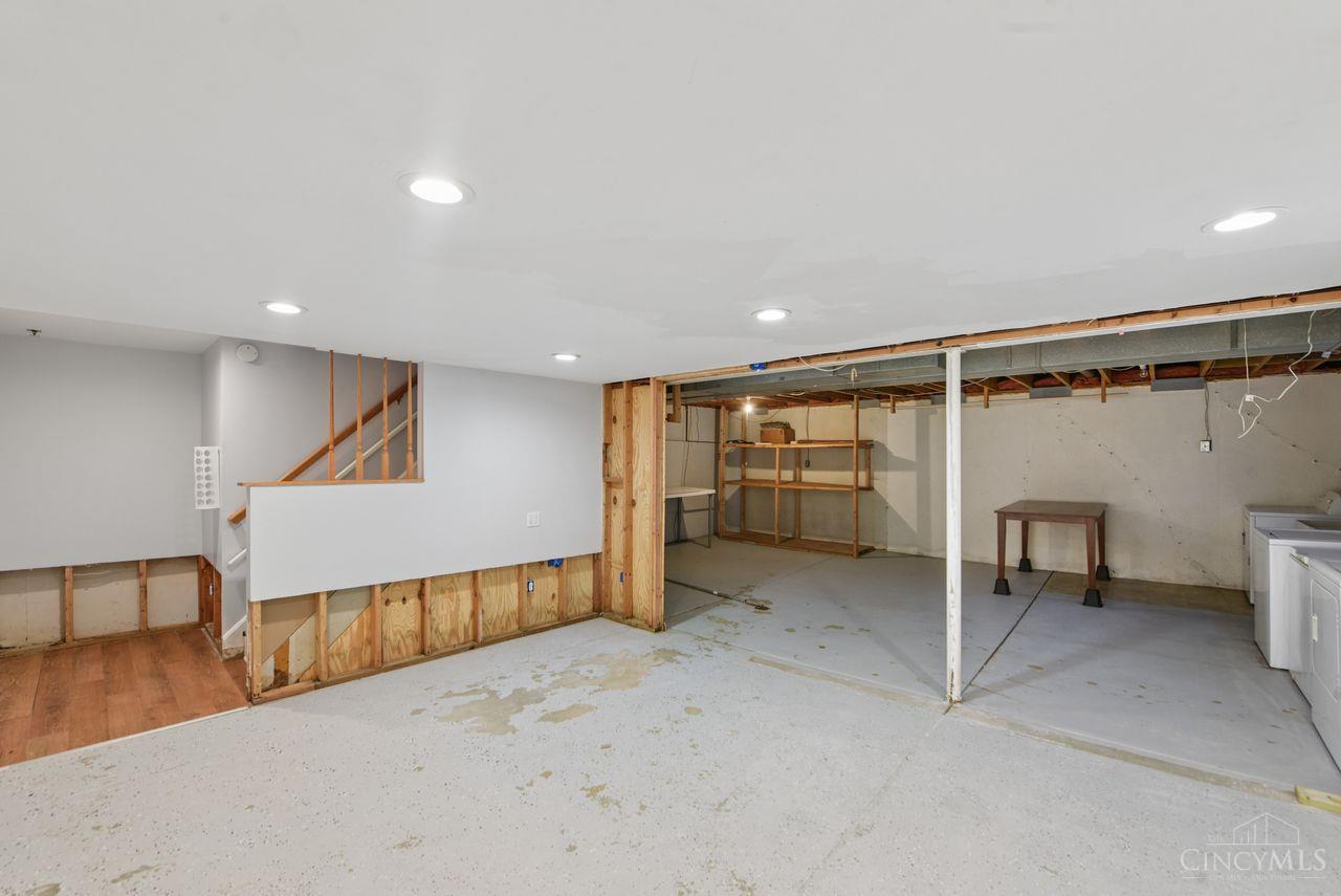 6516 Fields Ertel Road