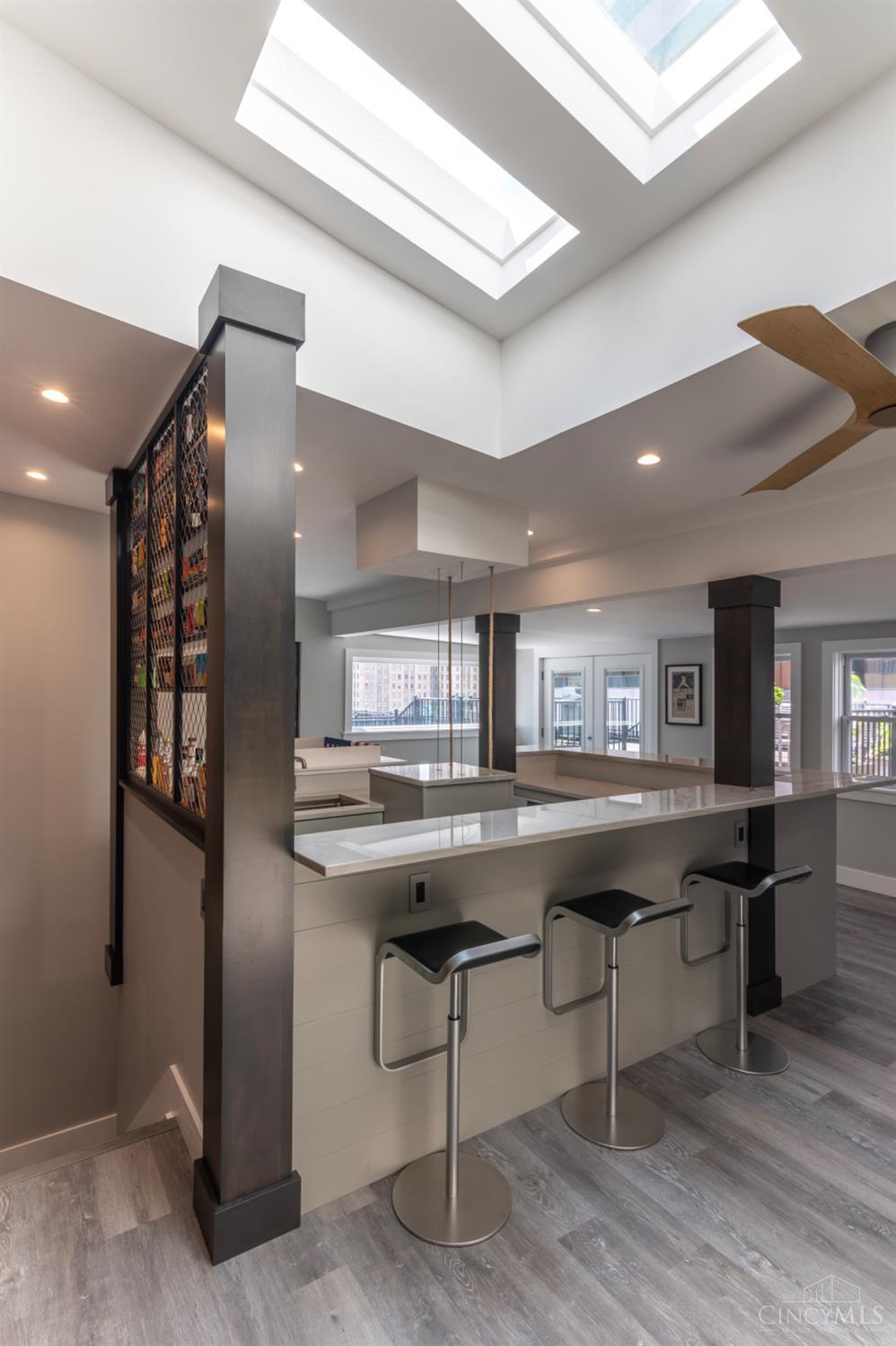 26 E Sixth Street 802