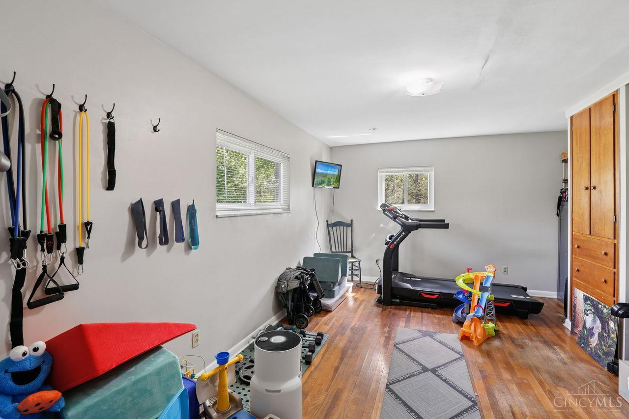 1005 Robin Hill Drive