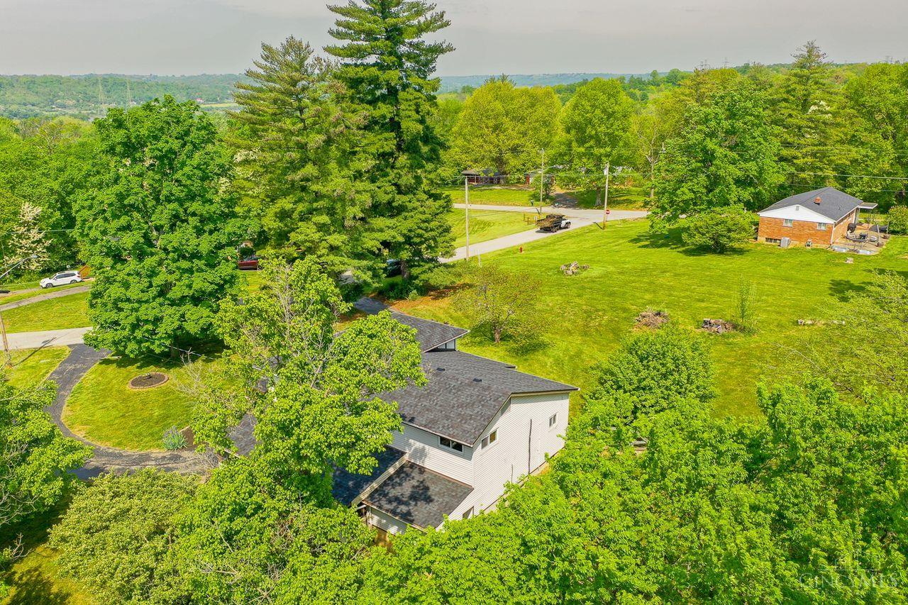 1005 Robin Hill Drive