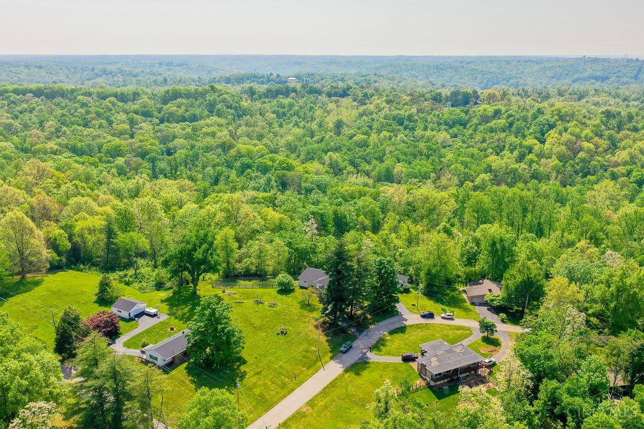 1005 Robin Hill Drive