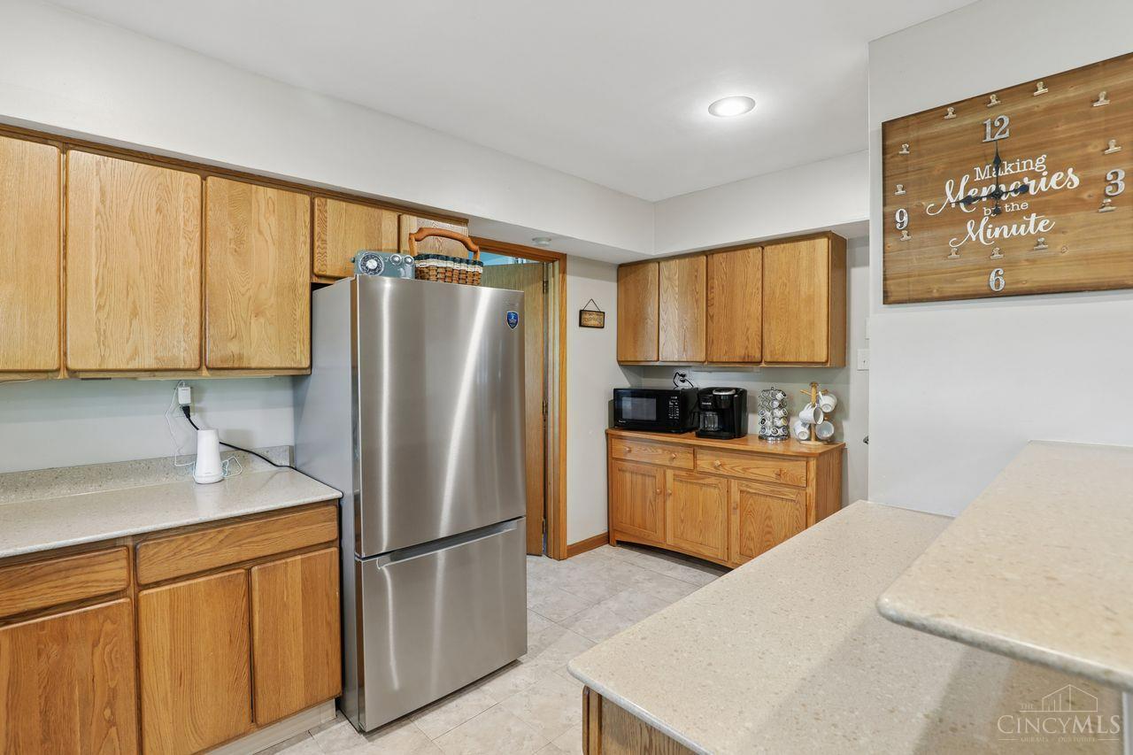 1005 Robin Hill Drive