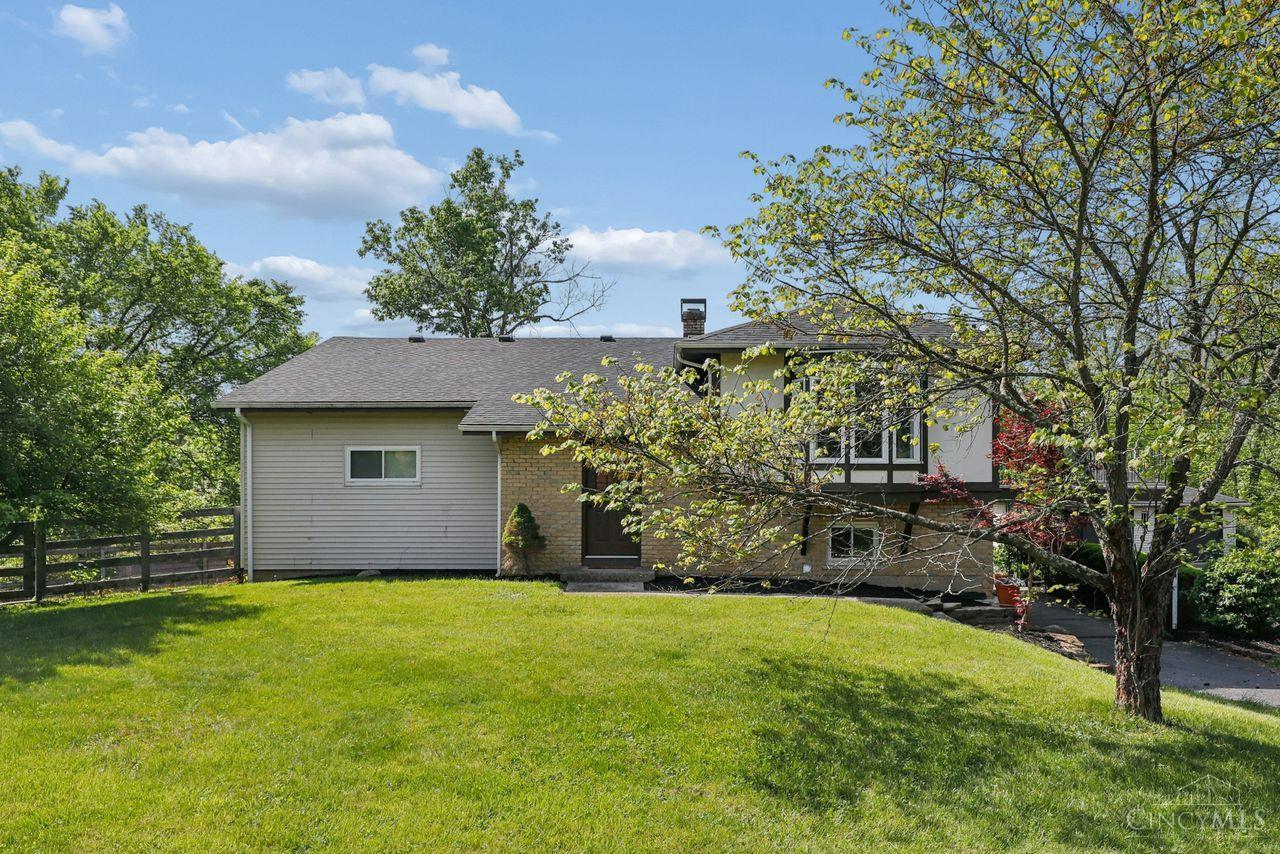 1005 Robin Hill Drive