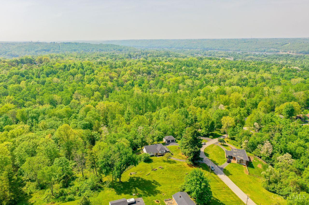 1005 Robin Hill Drive