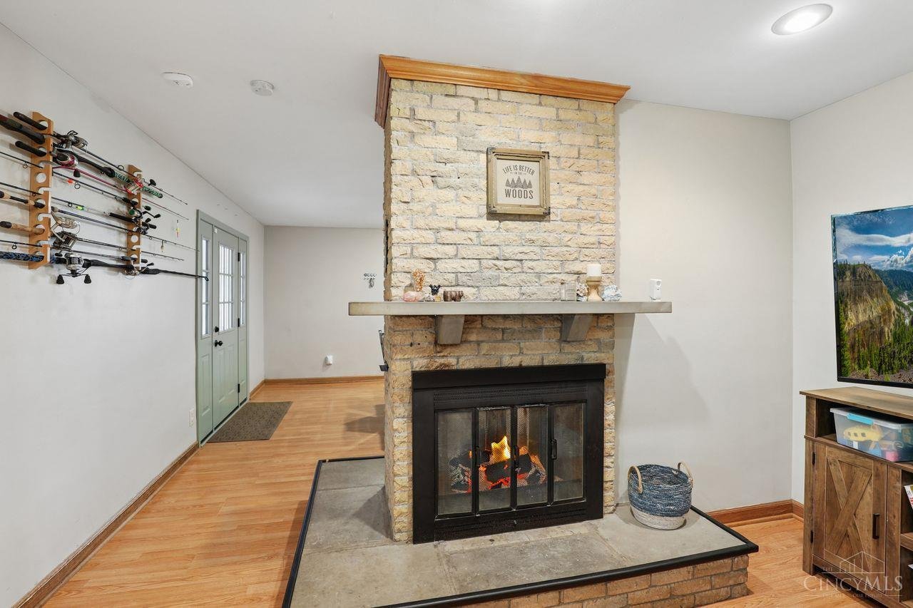 1005 Robin Hill Drive