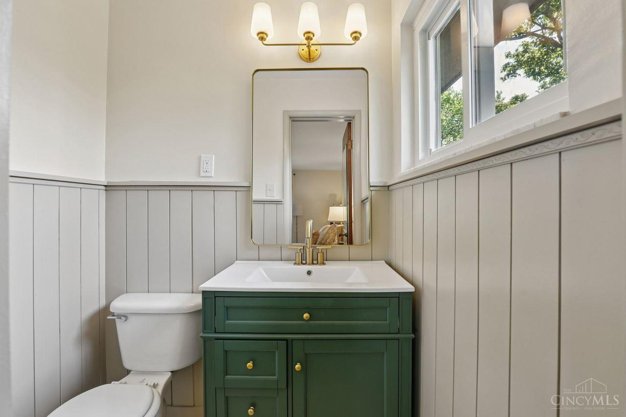 1005 Robin Hill Drive