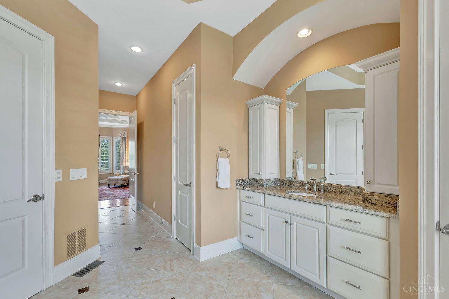 5190 Emerald View Drive
