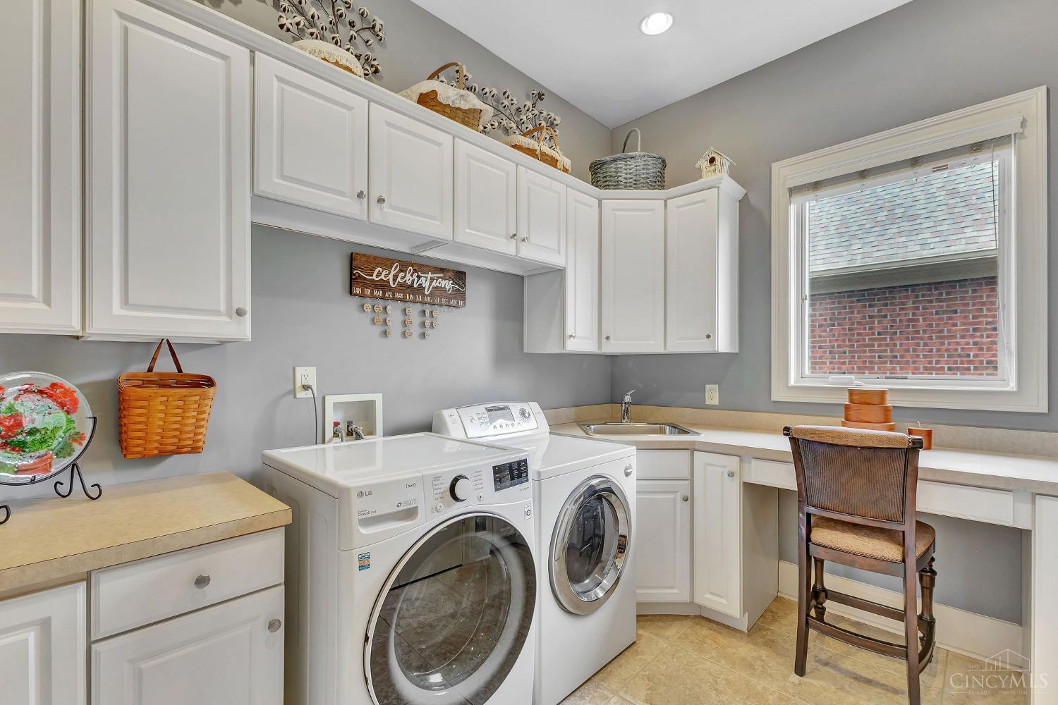 5190 Emerald View Drive