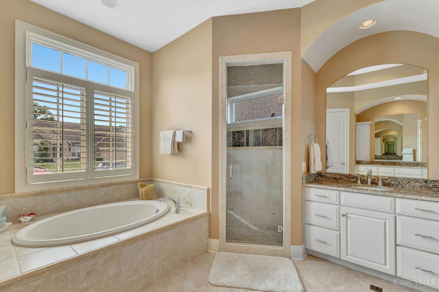 5190 Emerald View Drive
