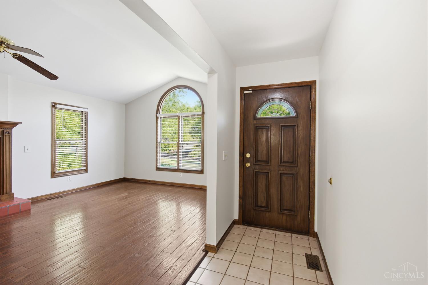 2739 Queenswood Drive