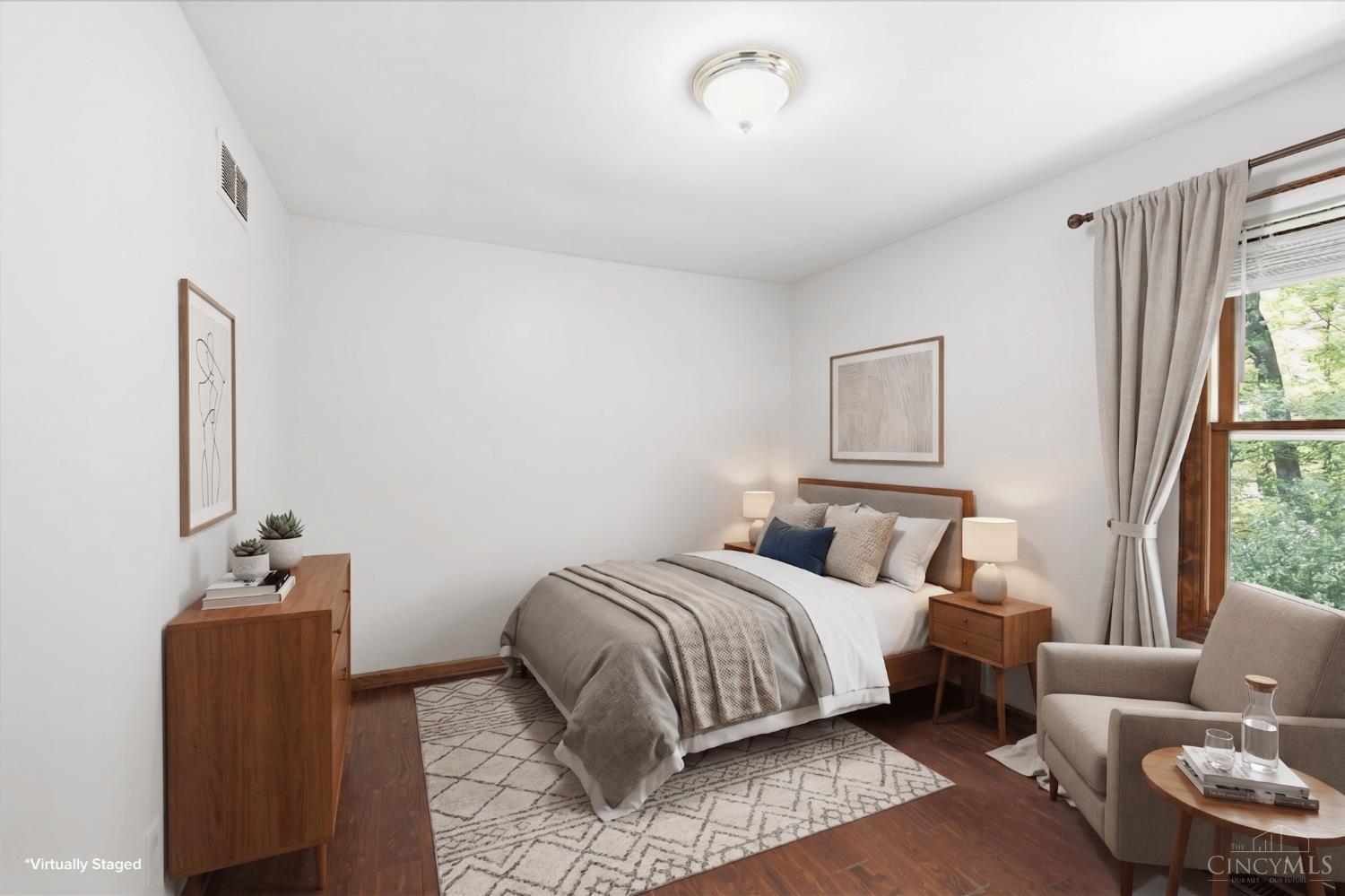 2739 Queenswood Drive