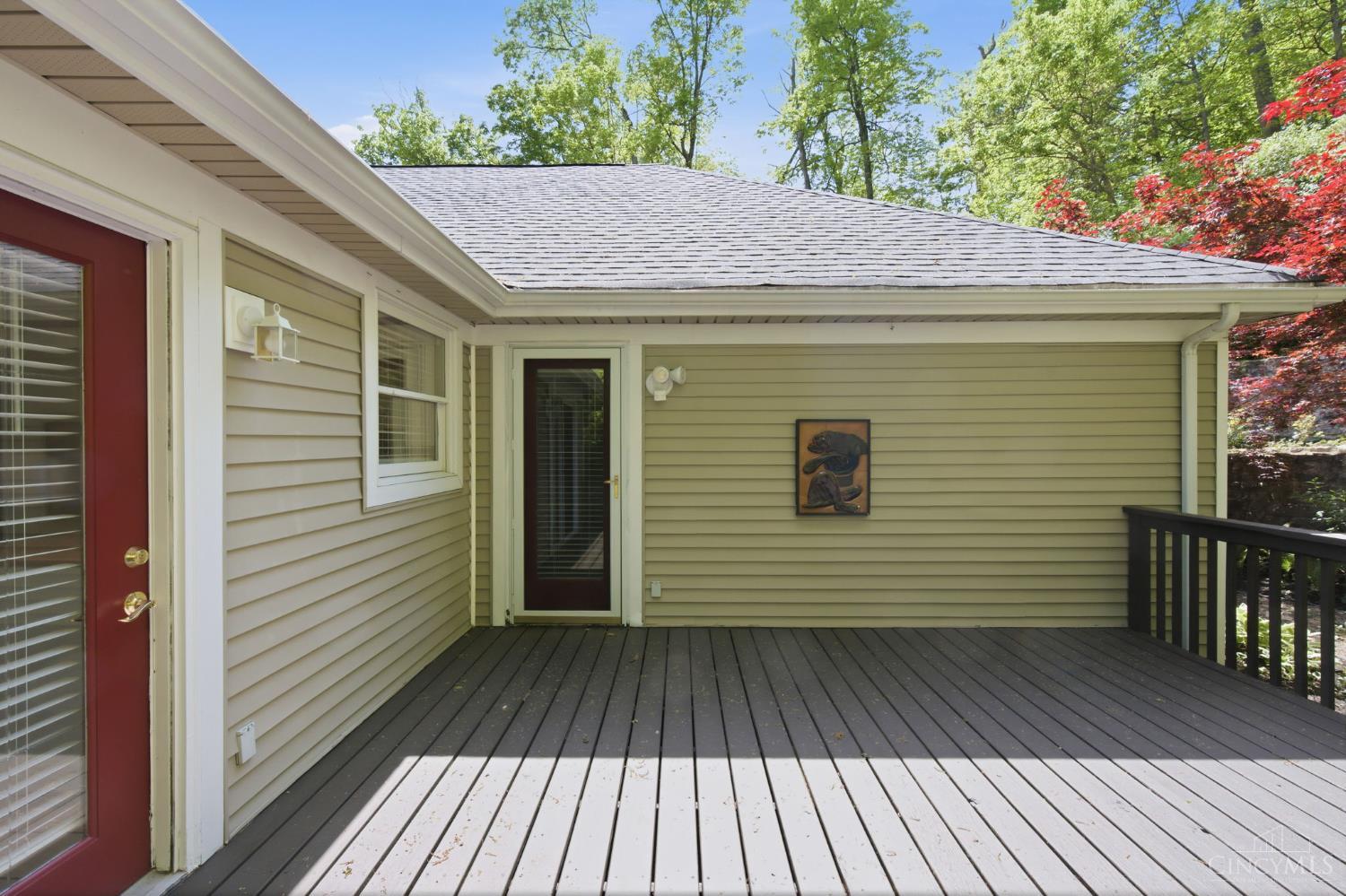 2739 Queenswood Drive