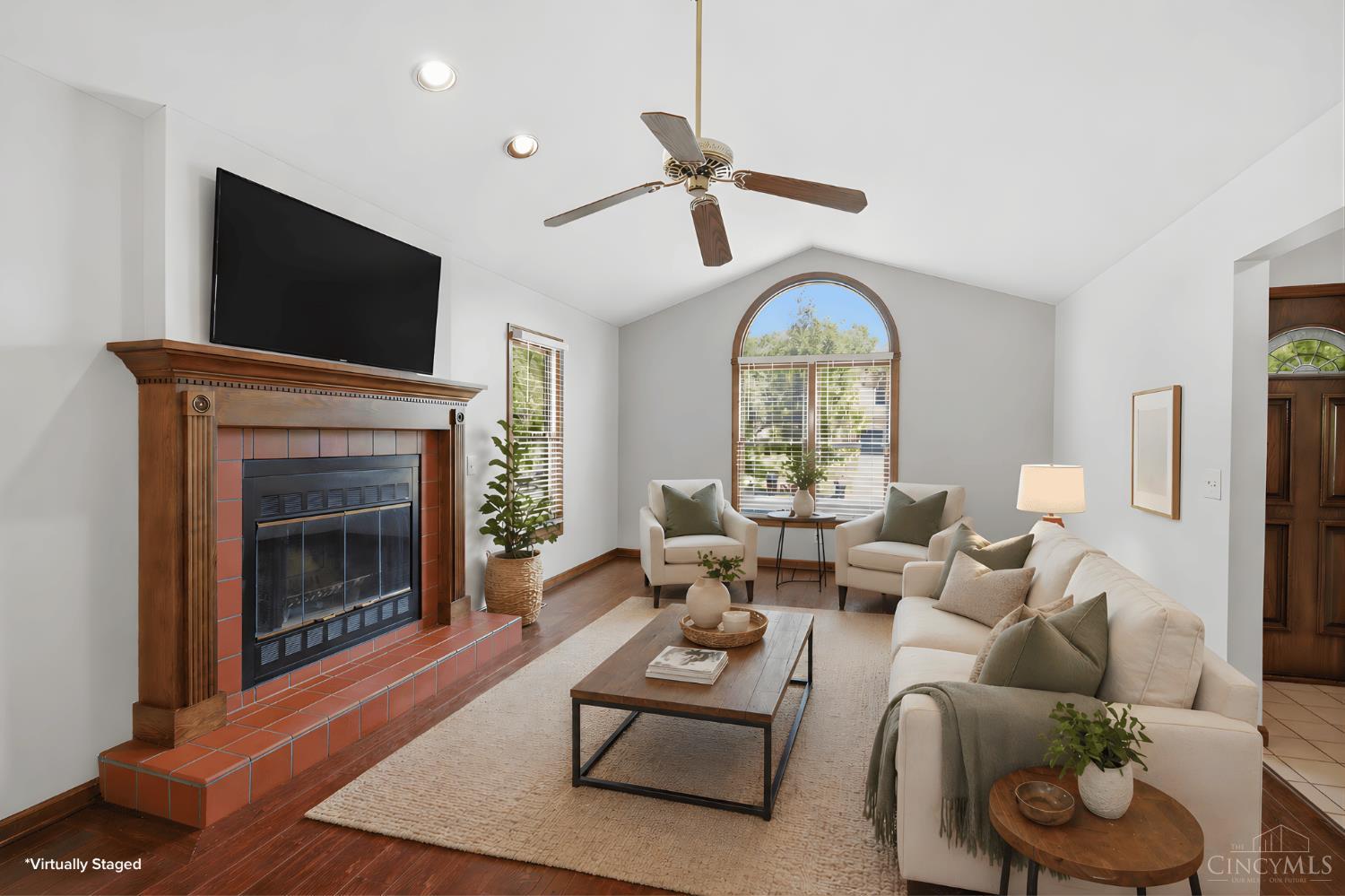 2739 Queenswood Drive