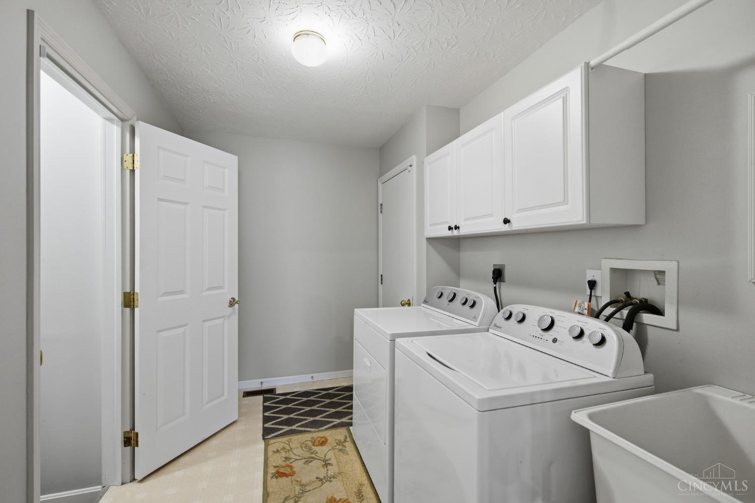 12191 Crestfield Court