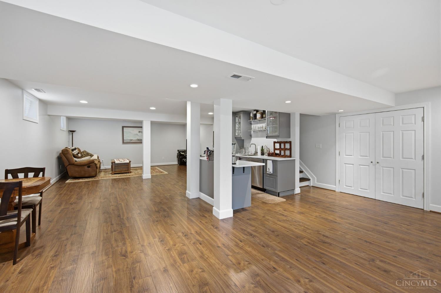 12191 Crestfield Court