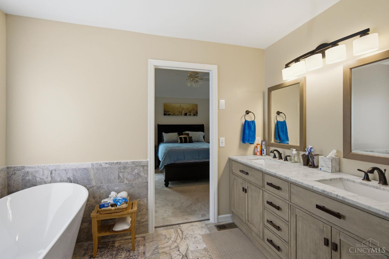 12191 Crestfield Court