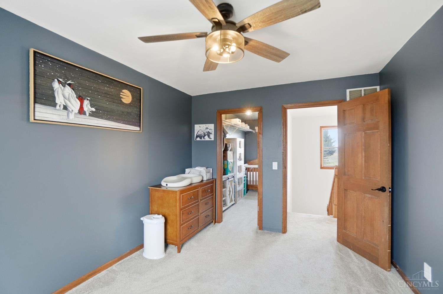6484 State Road 48
