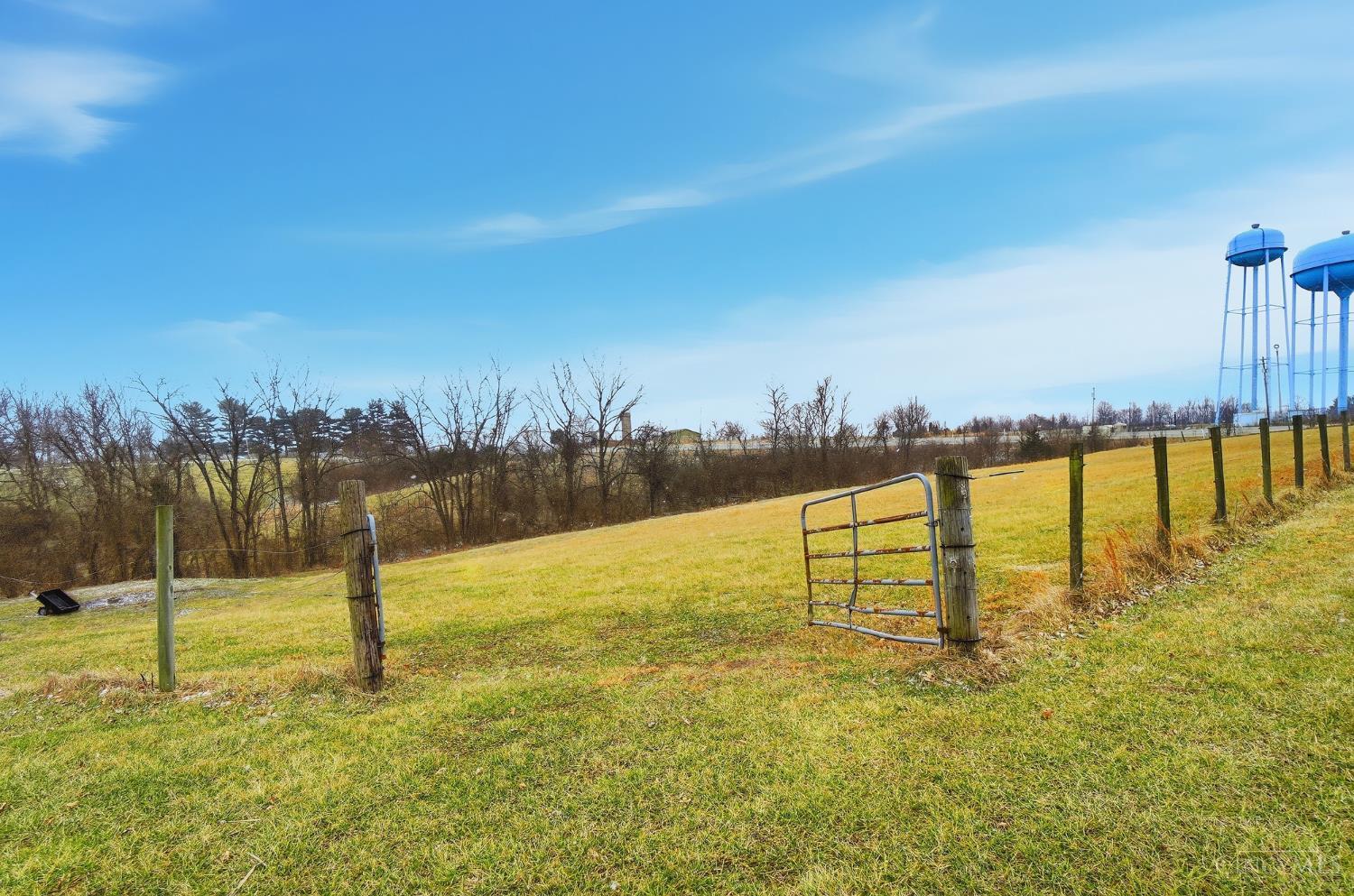 6484 State Road 48