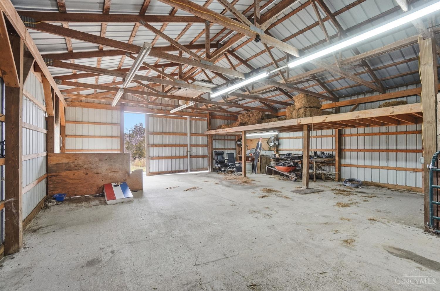 6484 State Road 48