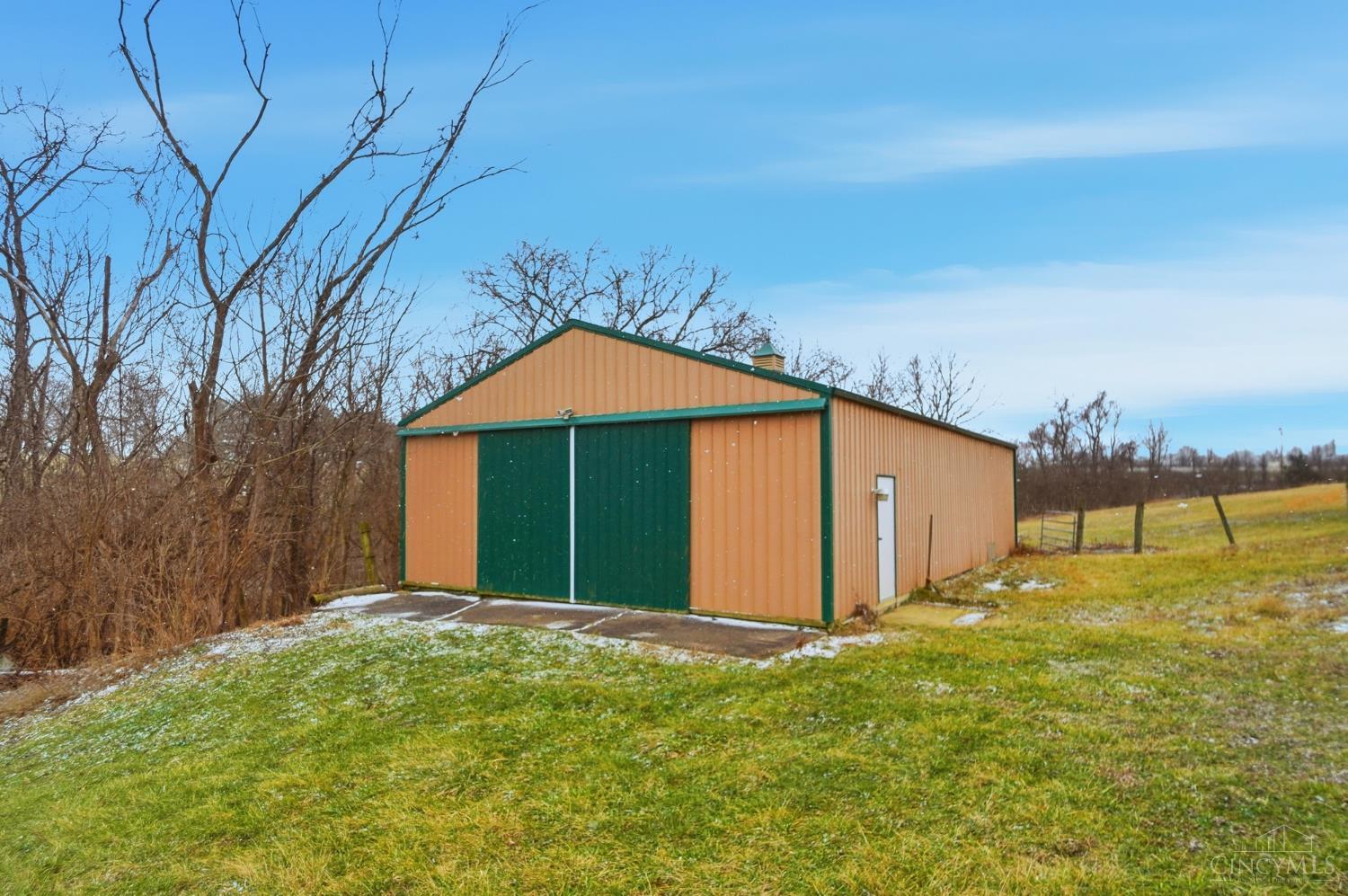 6484 State Road 48