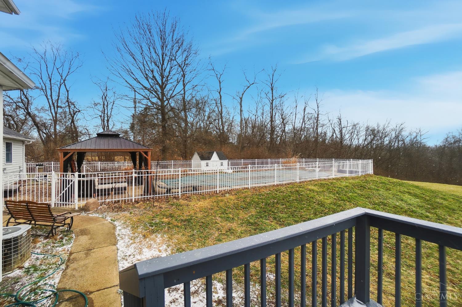 6484 State Road 48