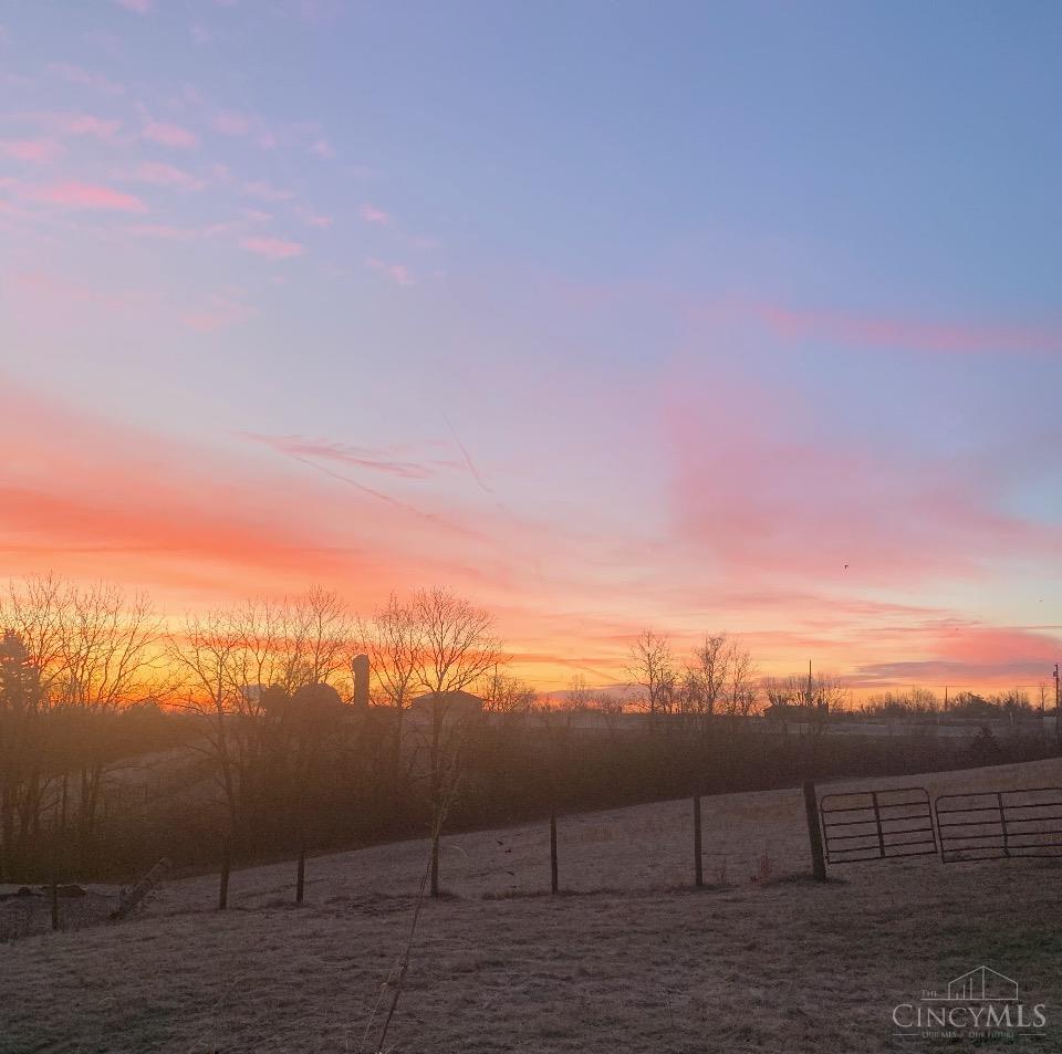 6484 State Road 48