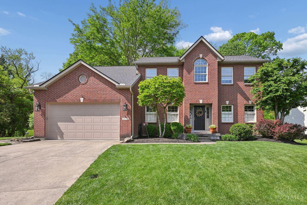 6879 Crown Pointe Drive