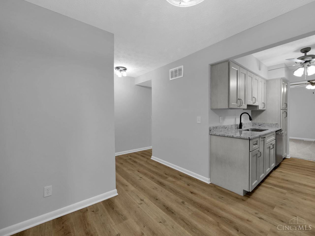 5015 Columbia Circle 15-60