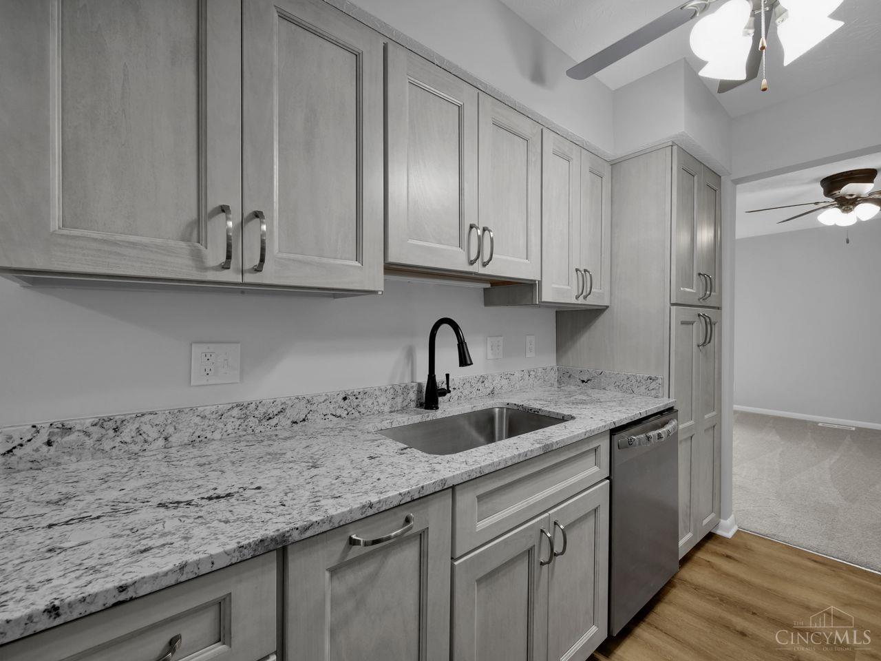 5015 Columbia Circle 15-60