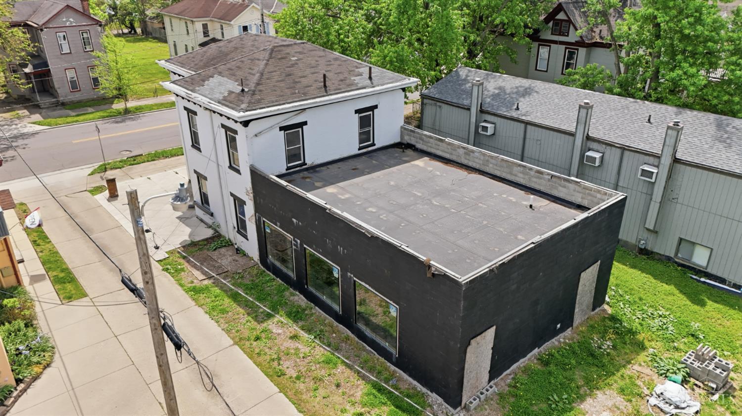 221 S B Street