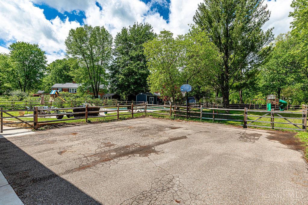 6826 Wetheridge Drive