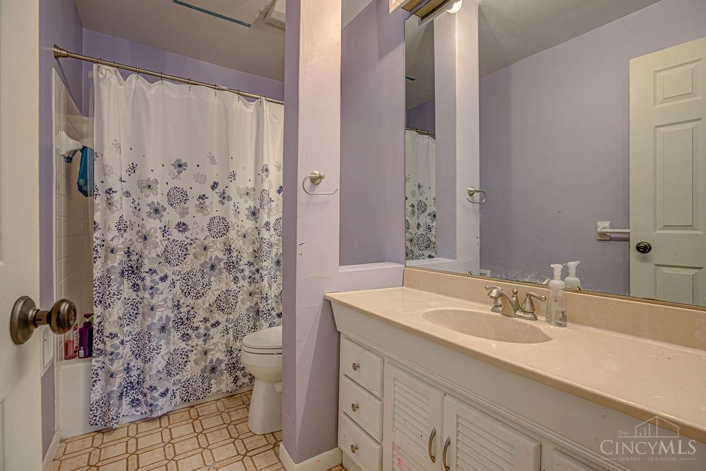 6826 Wetheridge Drive