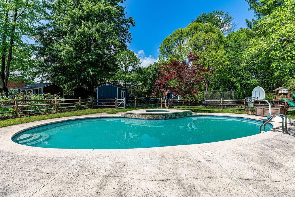 6826 Wetheridge Drive