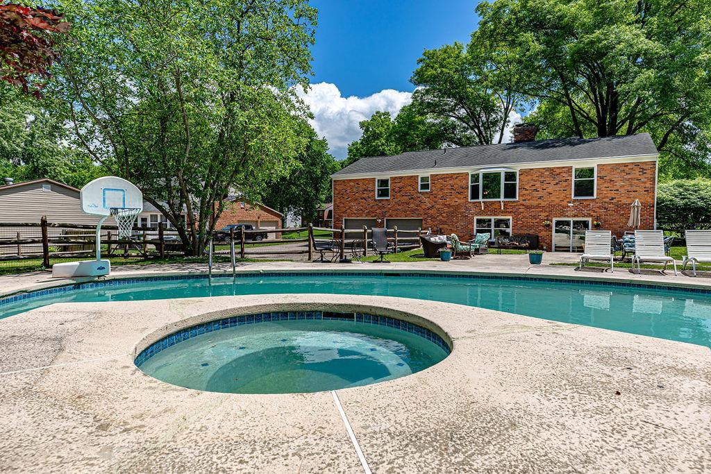 6826 Wetheridge Drive