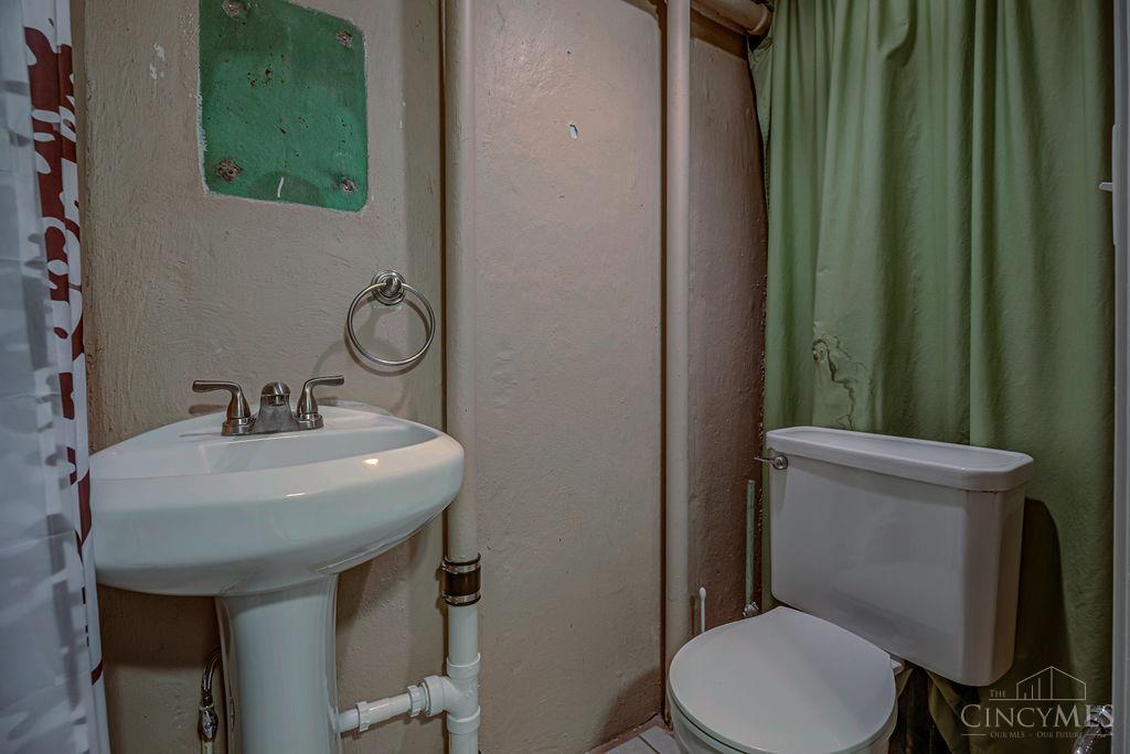 5714 Juliemarie Court
