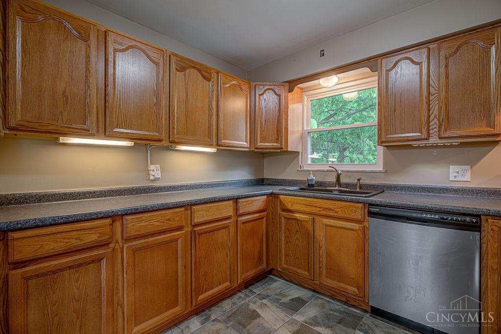 5714 Juliemarie Court