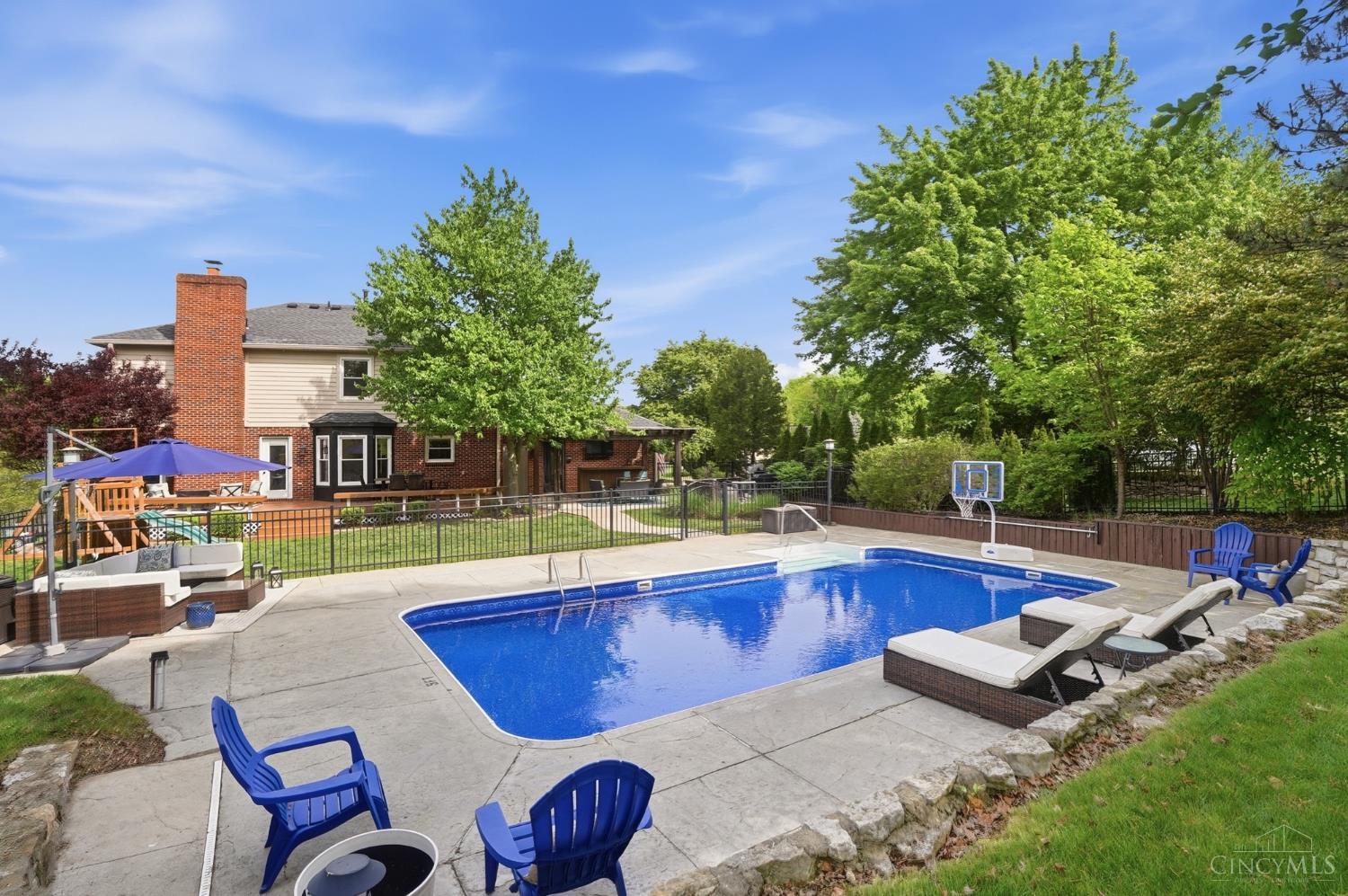 7301 Walnut Creek Drive