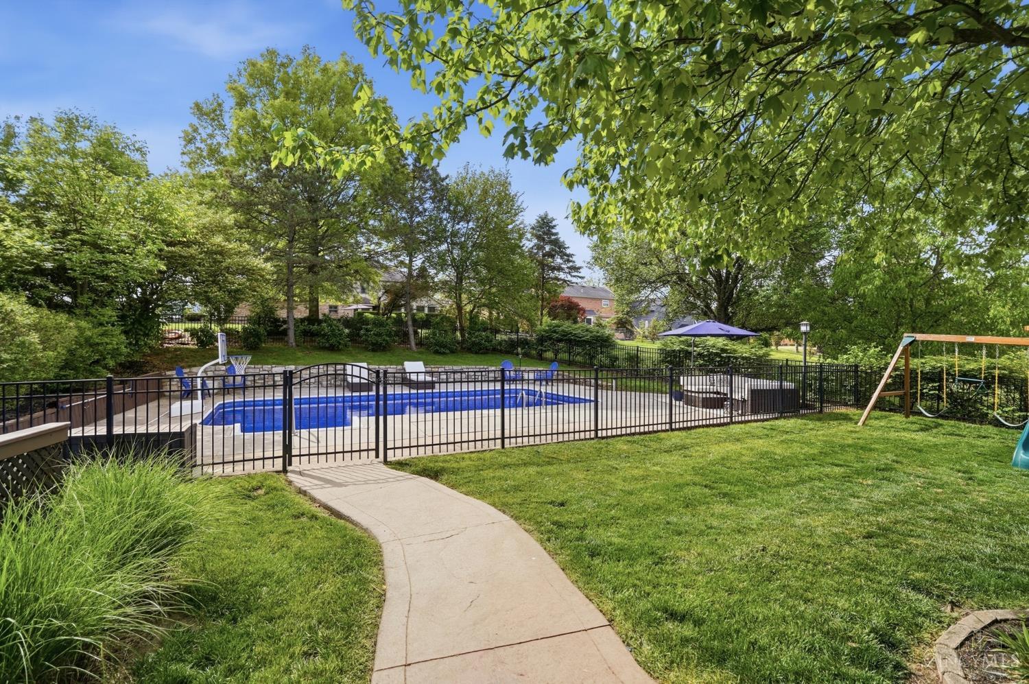 7301 Walnut Creek Drive