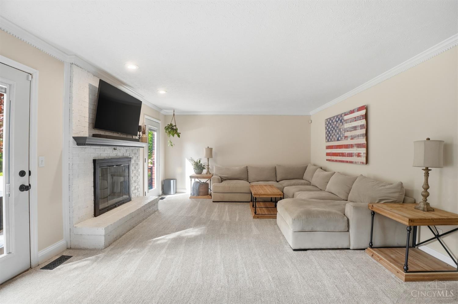 7301 Walnut Creek Drive