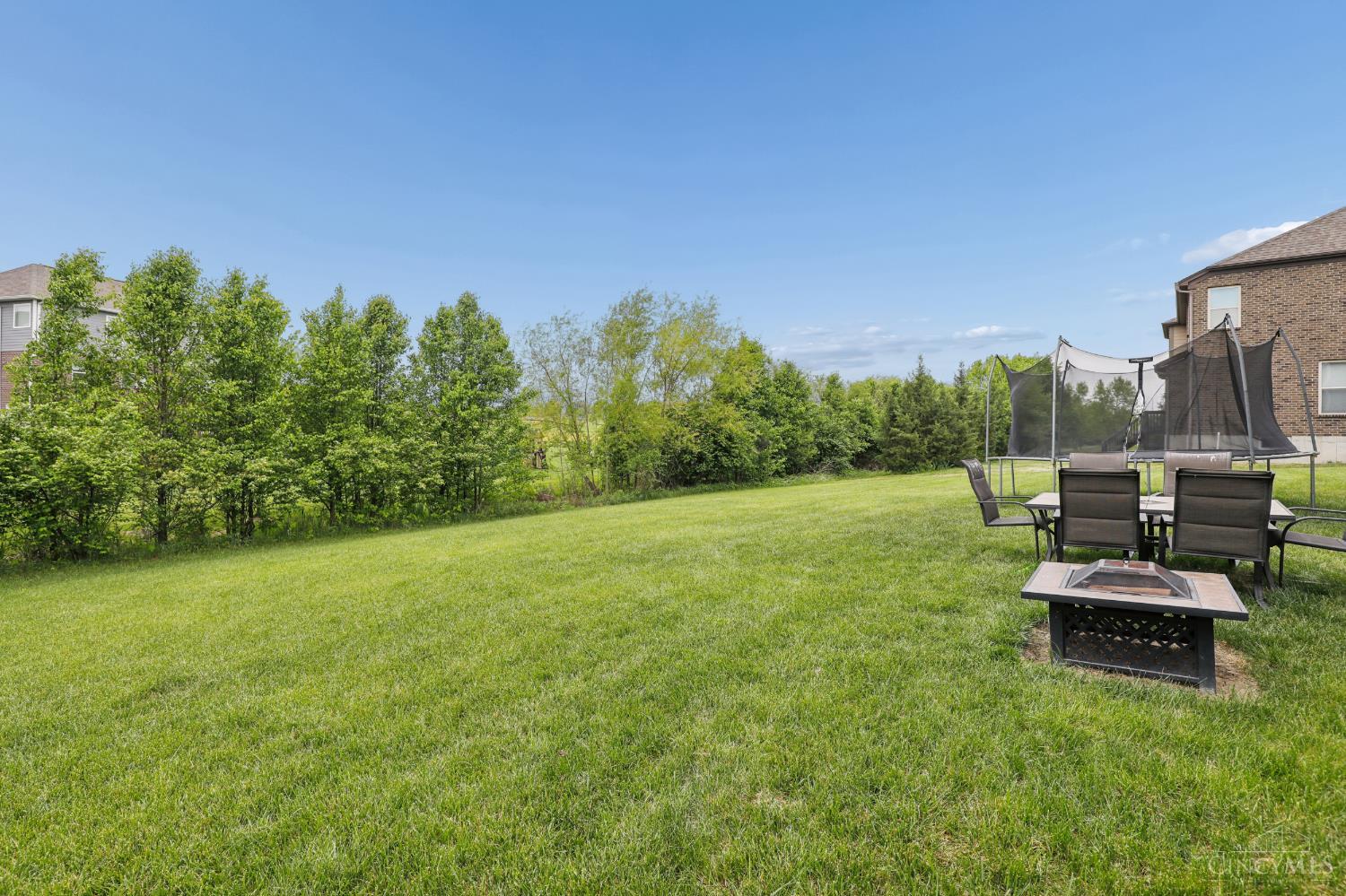 6867 Roberts Park Drive