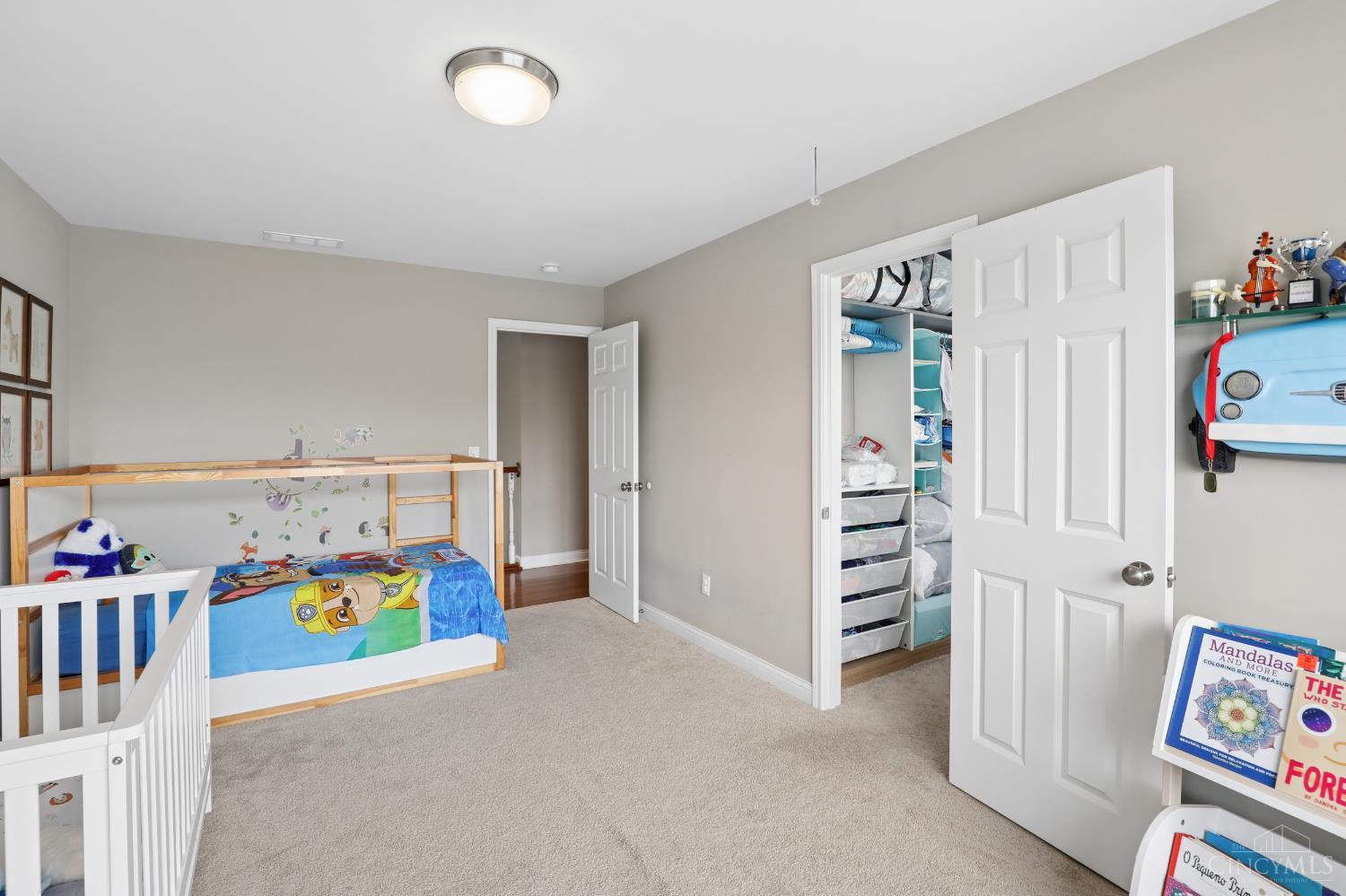 6867 Roberts Park Drive