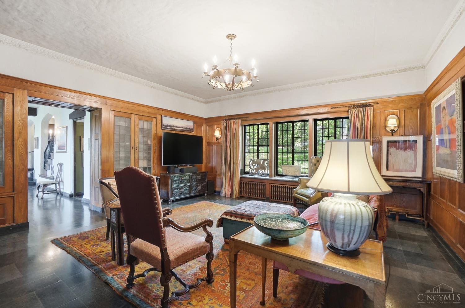 4 Grandin Lane