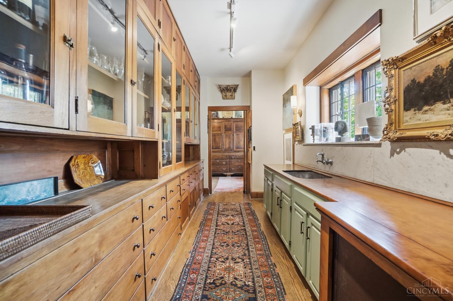 4 Grandin Lane